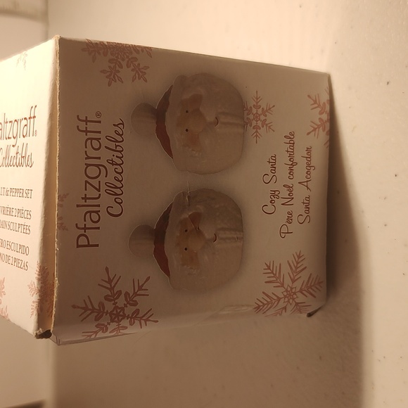 Pfaltzgraff Pair Of Santa Salt & Pepper Shakers Hand Painted New In Box - Picture 3 of 8